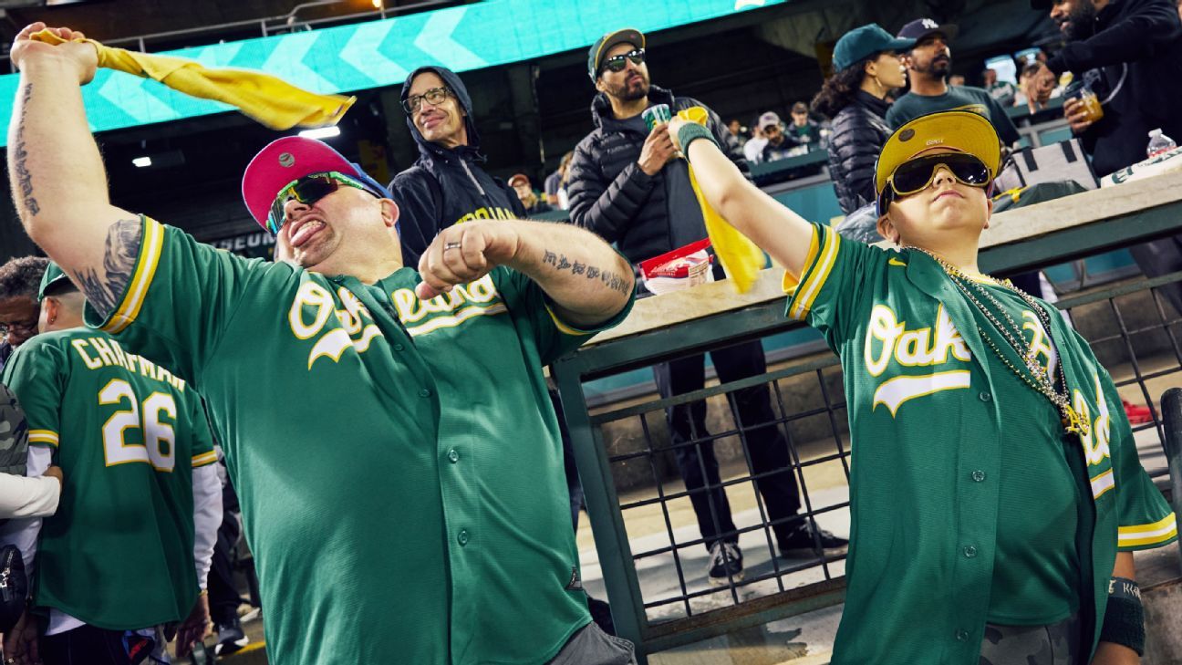 Oakland A's fans say painful farewell ahead of move to Las Vegas