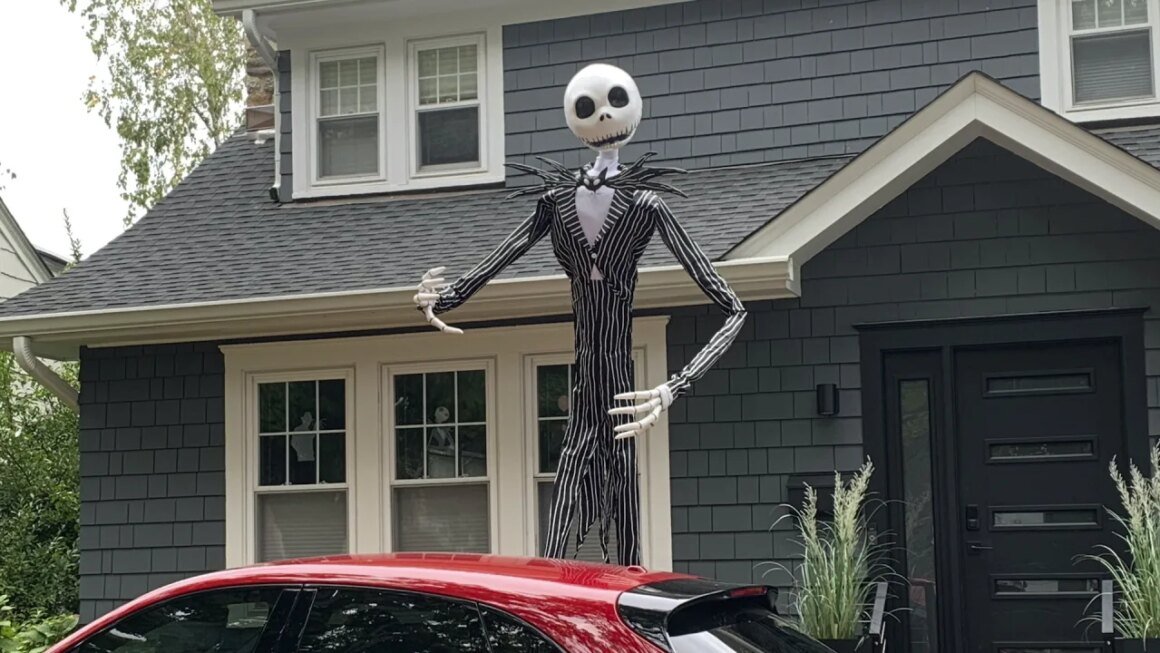 After Skelly, Halloween decorations continue to arrive early